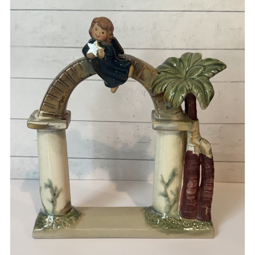 Vintage Ceramic Nativity Stable with Angel Replacement Piece READ
